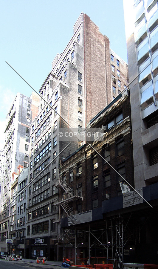 Photo 966-572-503
