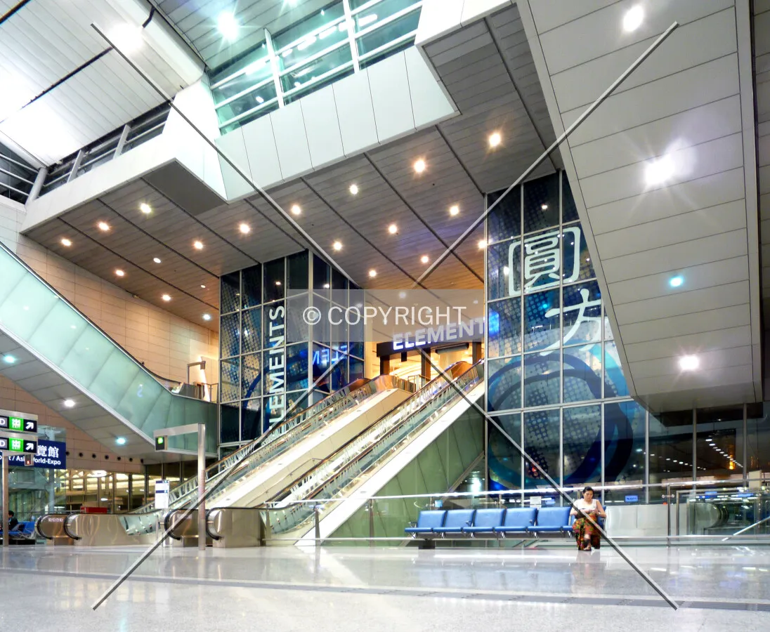 Elements mall entrance from Kowloon station