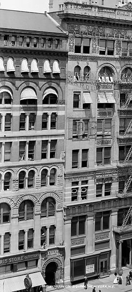 Photo 967-118-696