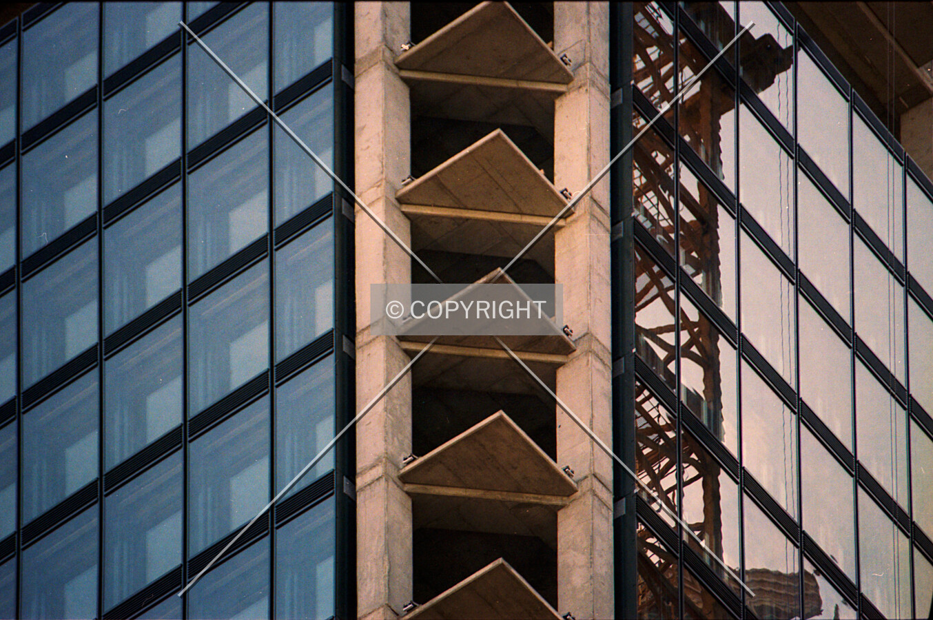 Photo 967-242-059