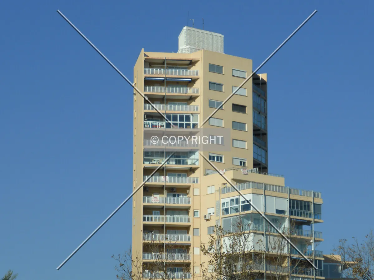 Photo 968-165-927