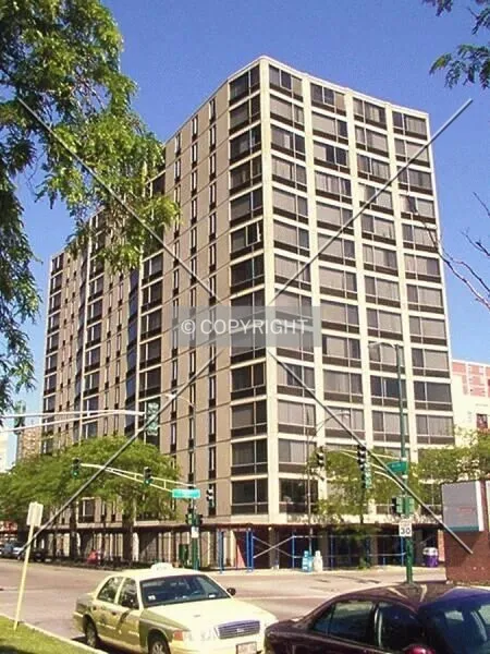 Photo 968-235-104