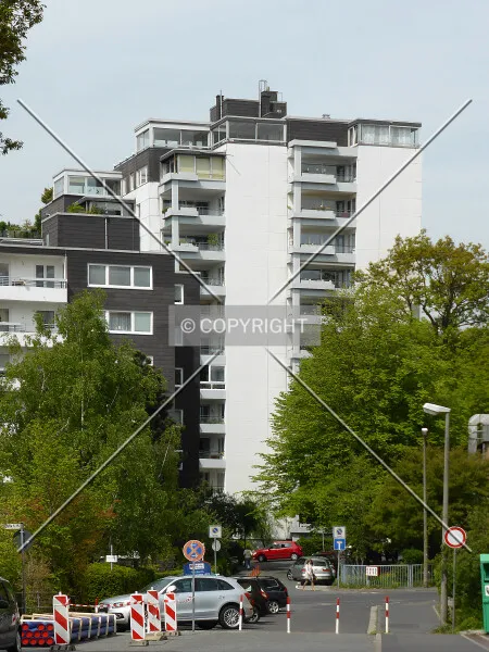 Photo 968-979-895
