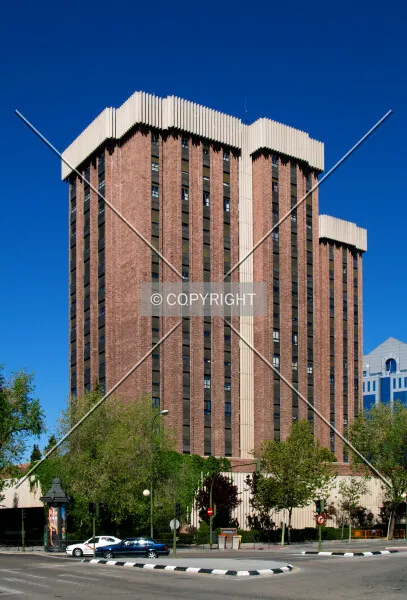 Photo 969-211-019