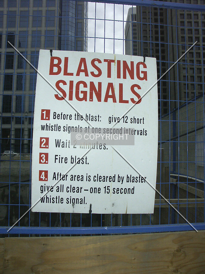 Warning sign during excavation