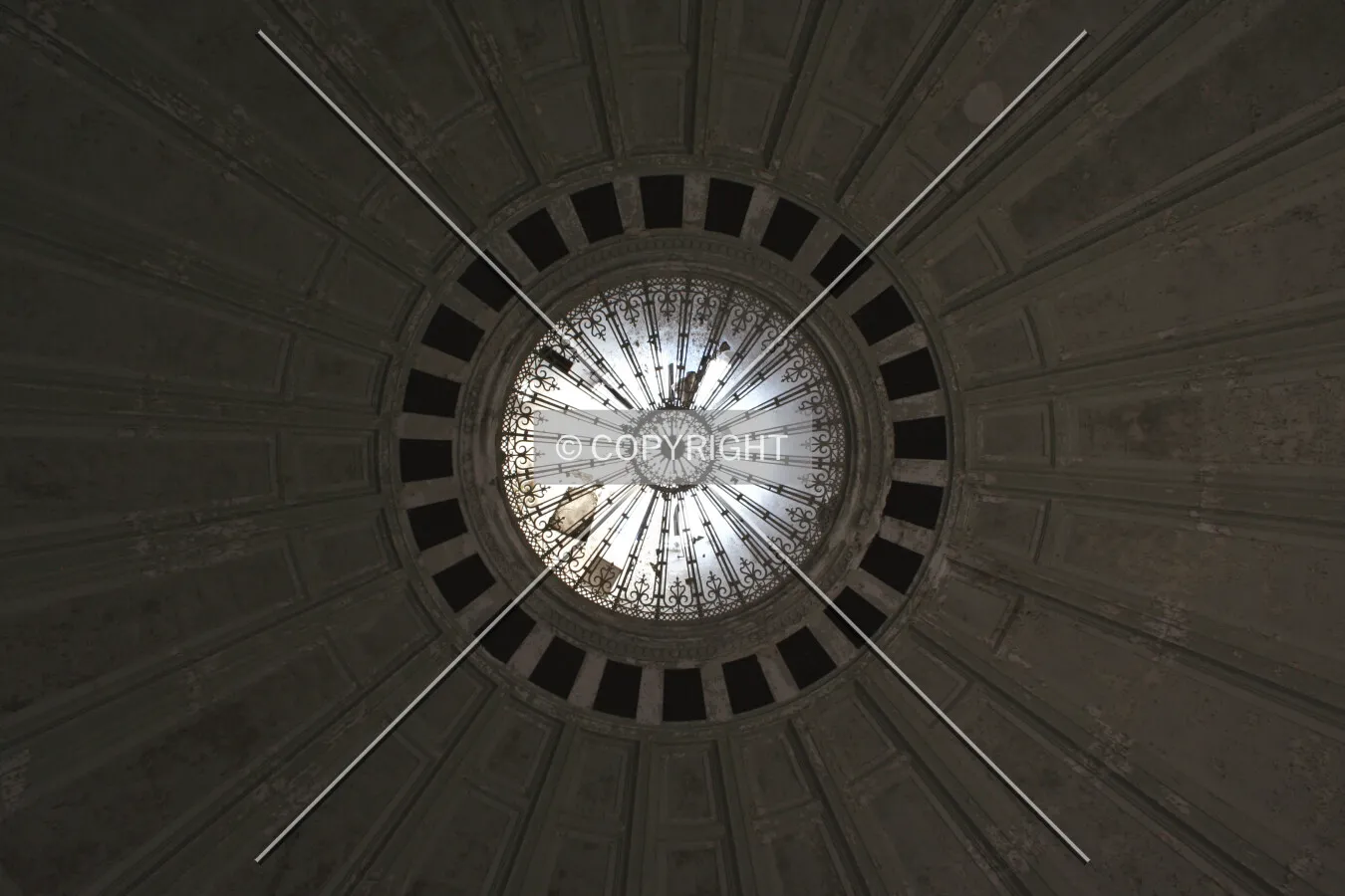 Looking straight up at the oculus