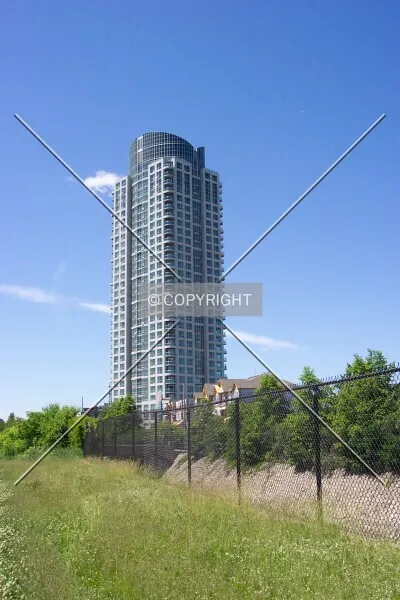 Photo 009-723-243