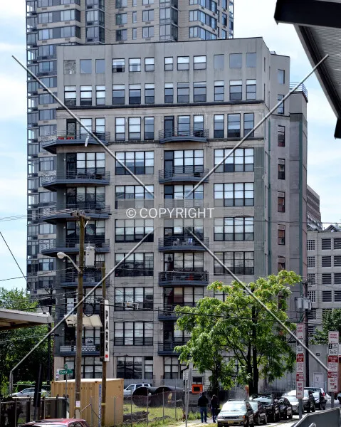 Photo 009-725-968