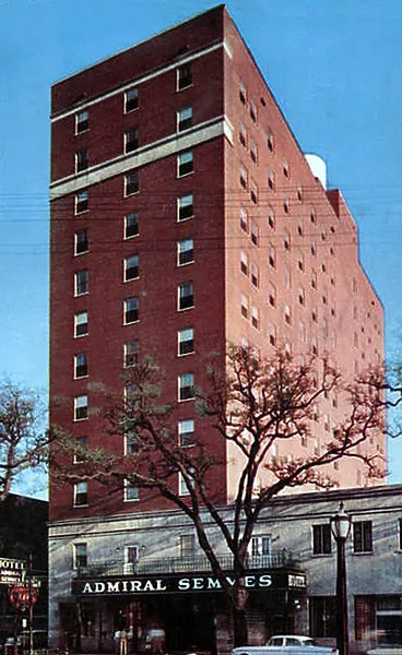Photo 974-929-785