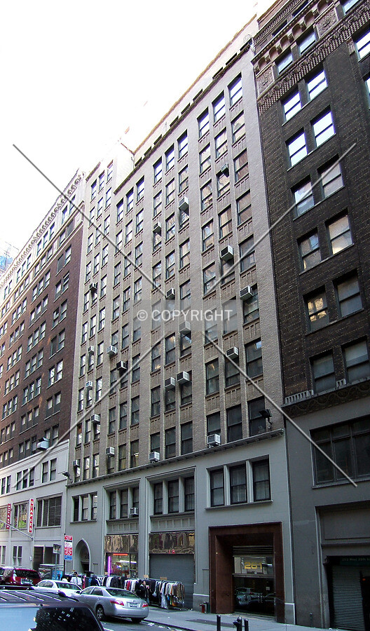Photo 975-158-678