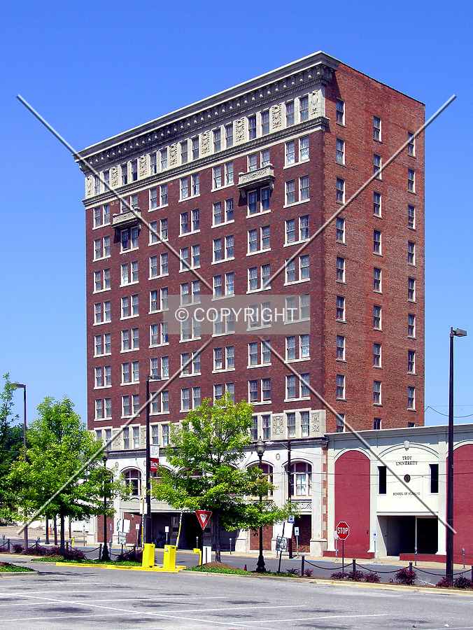 From Montgomery Street to the northeast