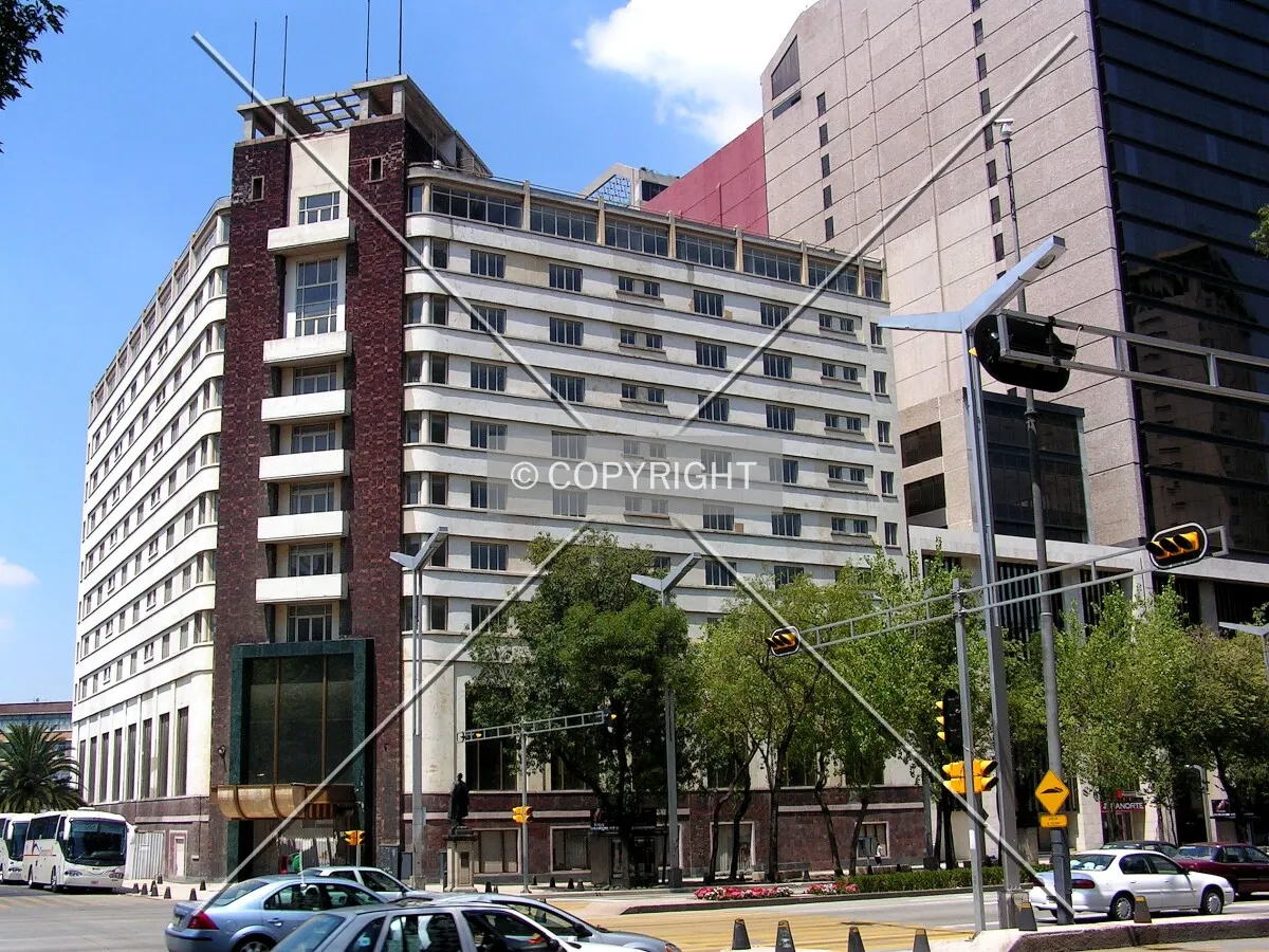 View from the south, crossing Reforma Ave