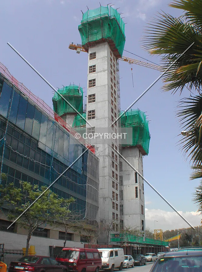 Concrete core nearby topped out