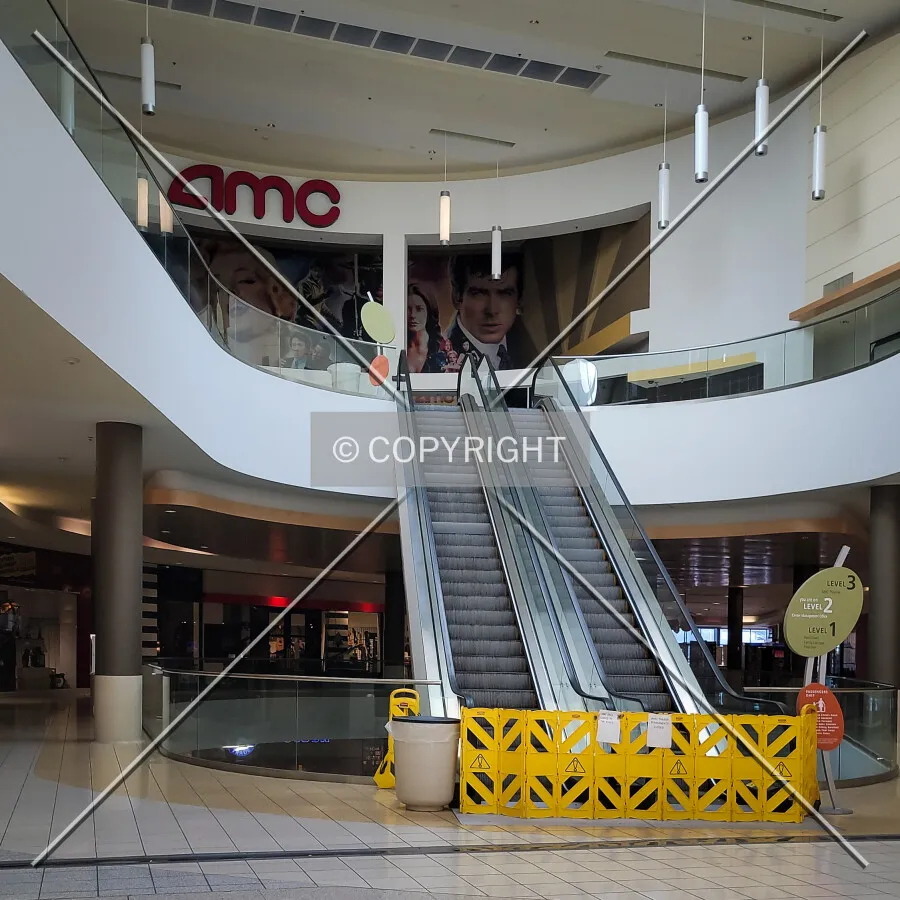 Second floor looking towards the escalators leading to the former AMC Theater; November 2, 2023