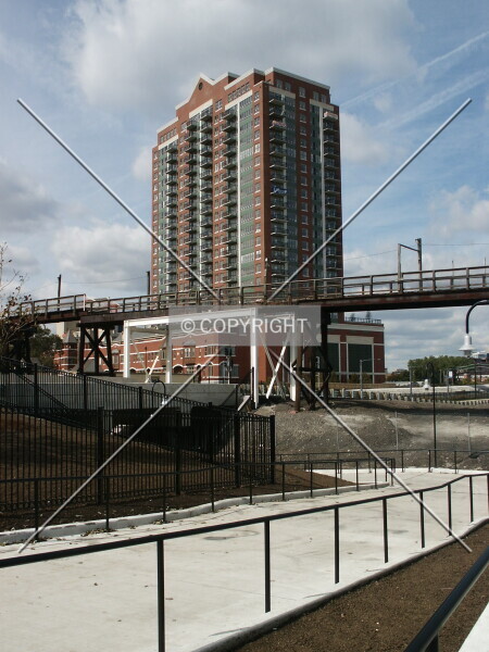 098-004-079