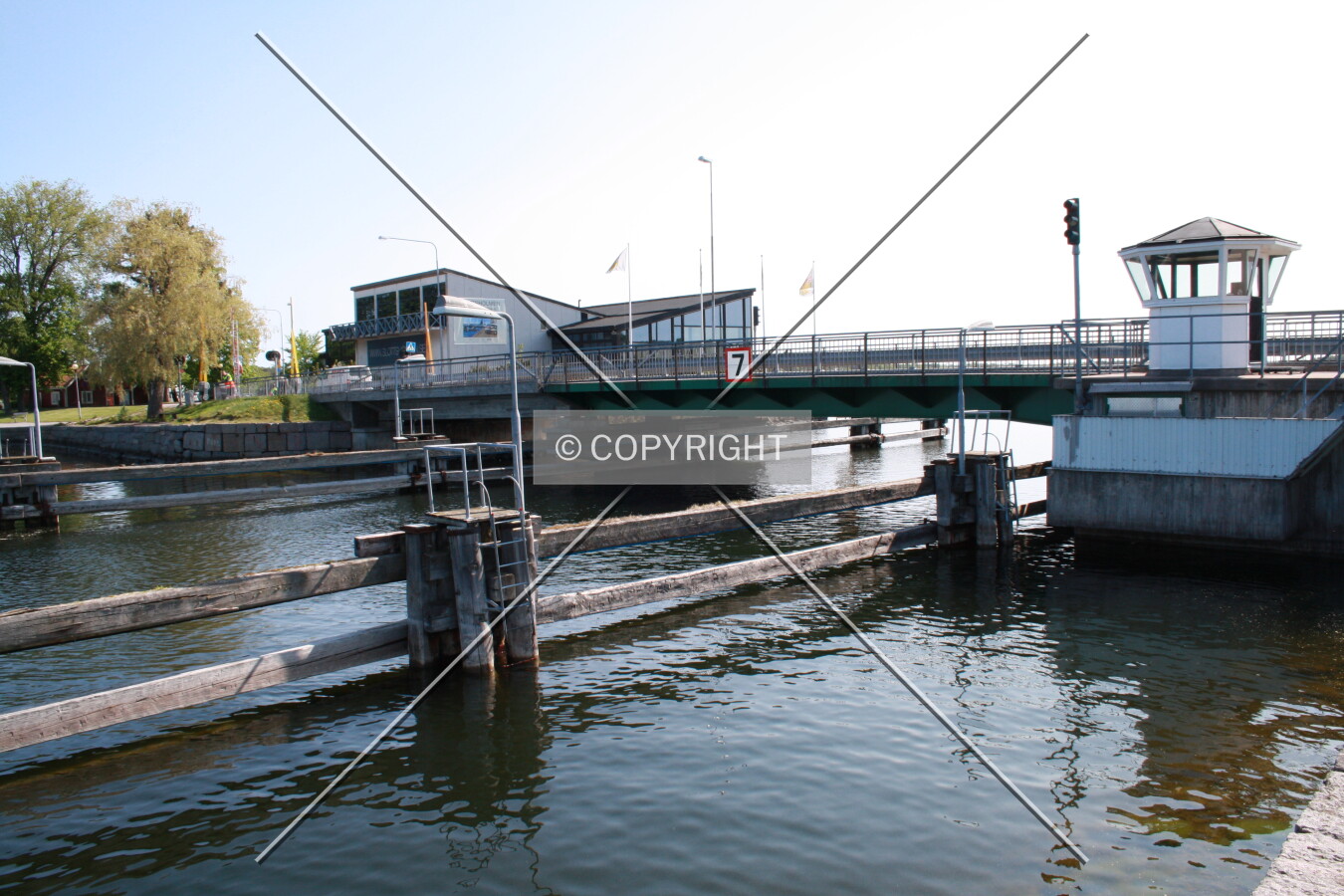 A bridgehouse (upper right corner) of a movable bridge