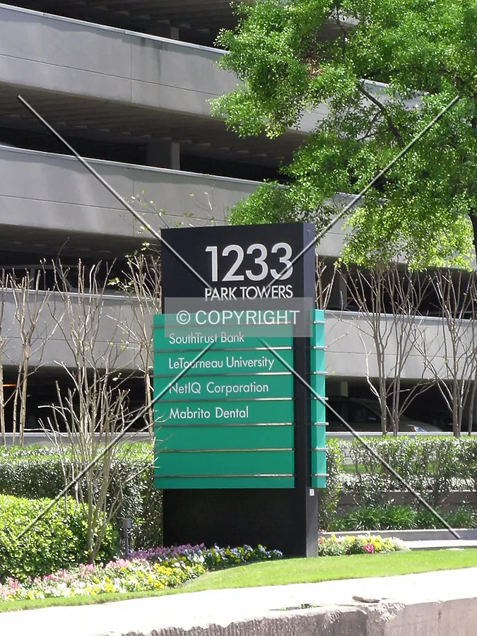 Building sign
