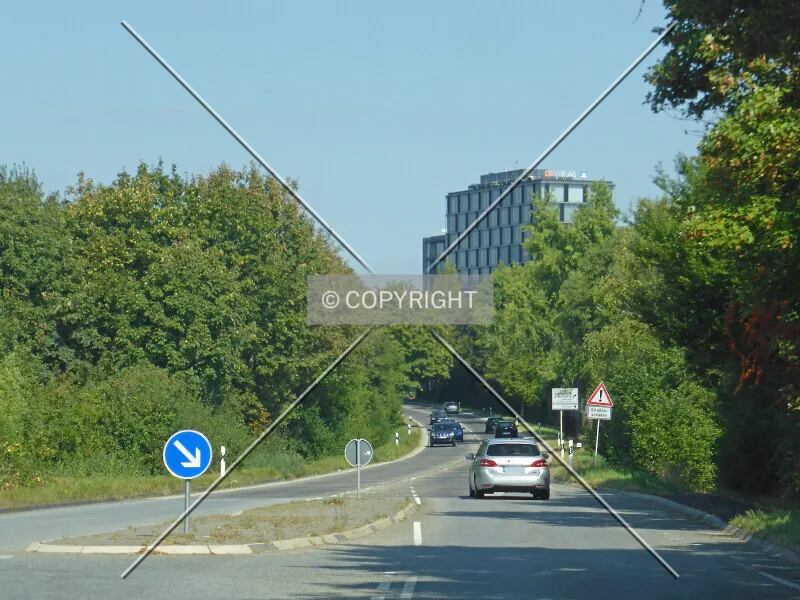 Photo 982-147-878