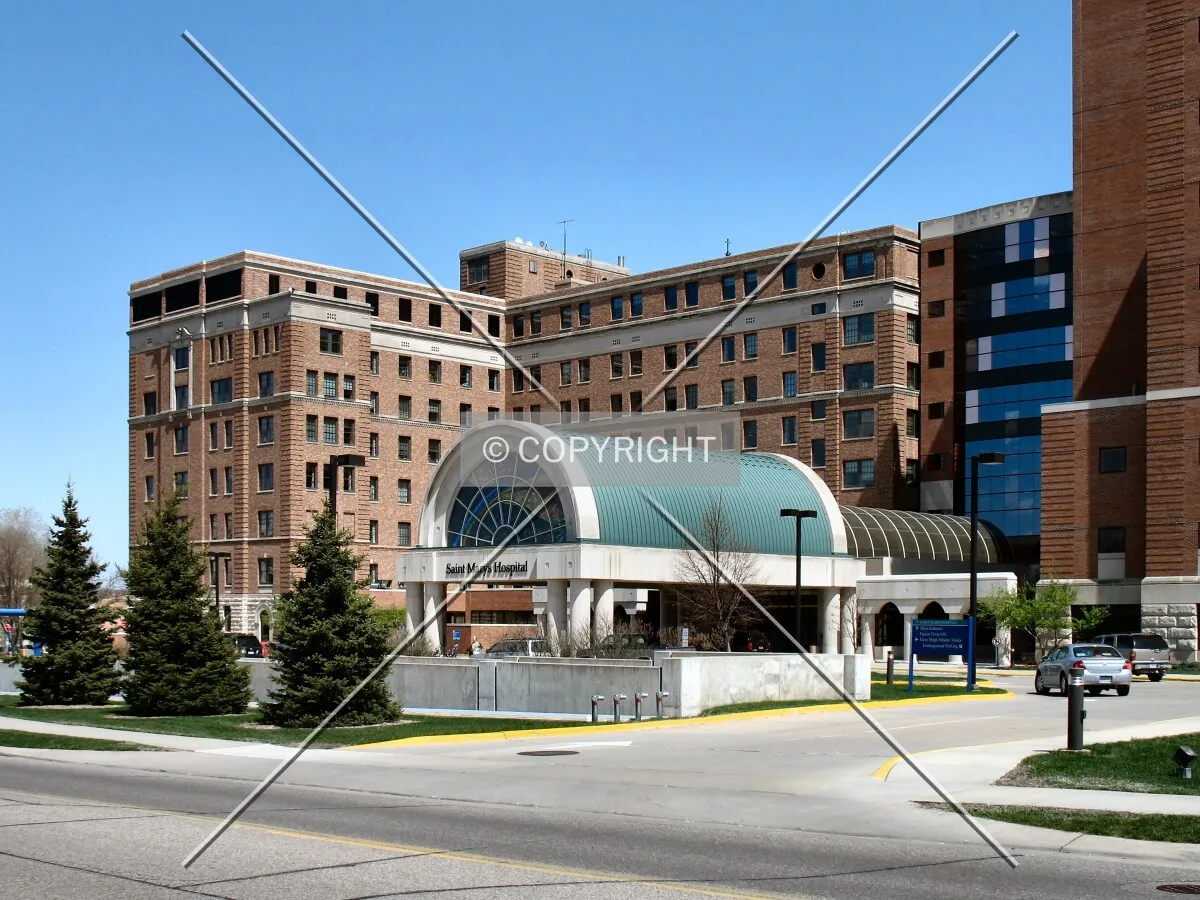 The main entrance and Francis Building from 14th Avenue SW
