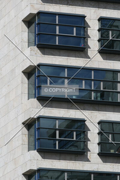 Photo 098-430-209