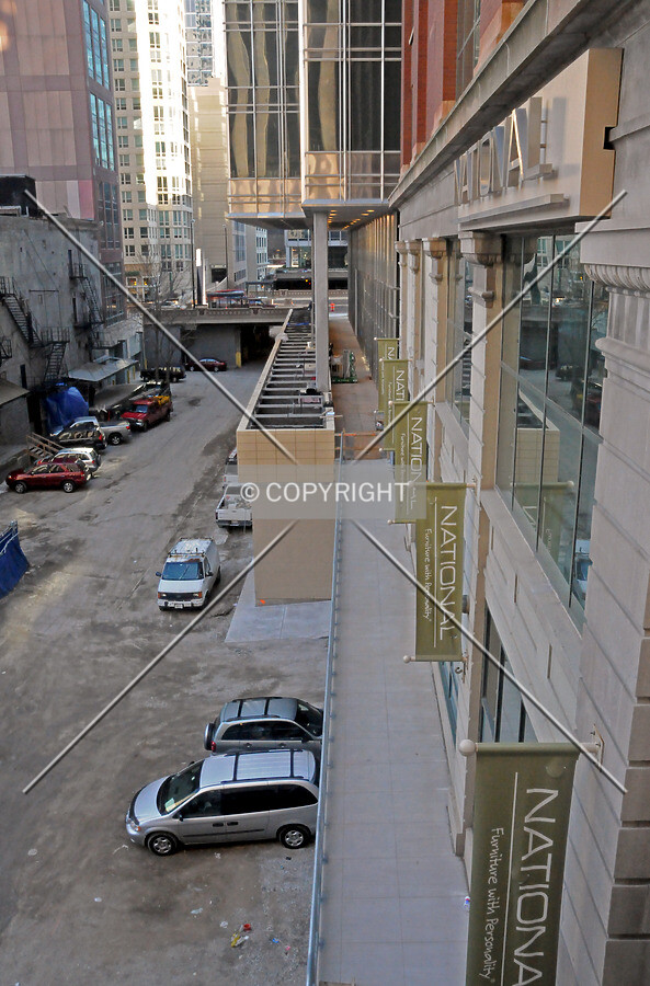 Rebuilt pedestrian walkway, looking east from the CTA Merchandise Mart Station