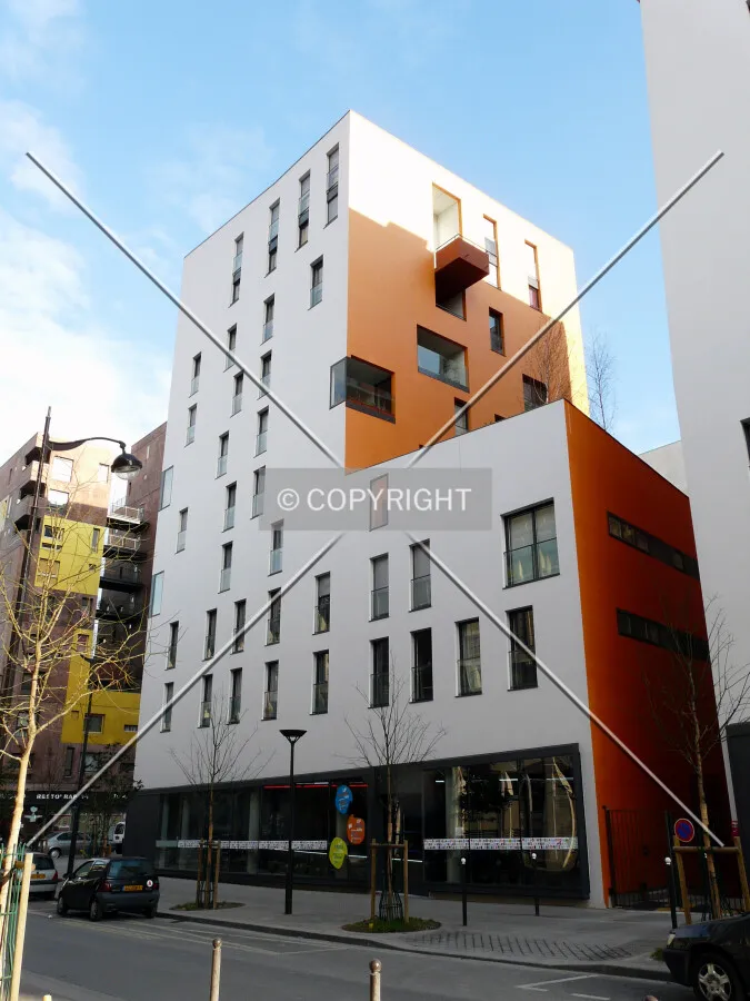Northwest side on Rue Françoise Dolto
