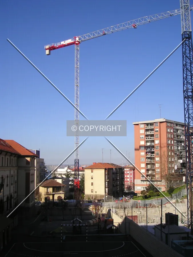 Construction crane, towards the north