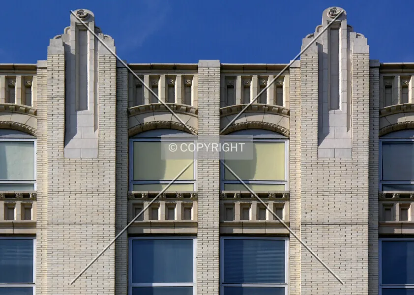 Photo 985-190-828