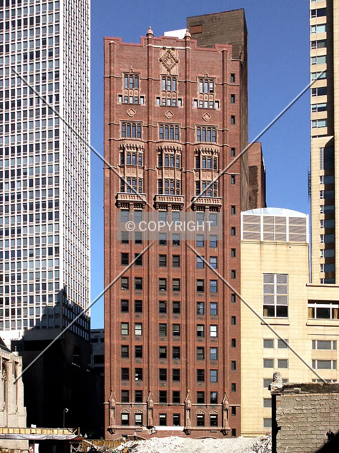 West facade from Wabash Avenue
