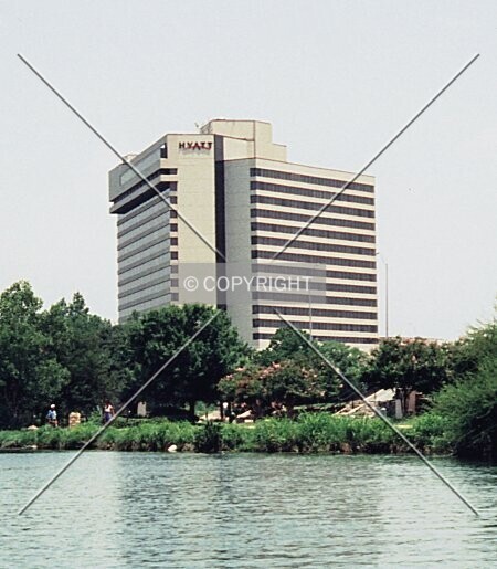 Photo 987-324-480