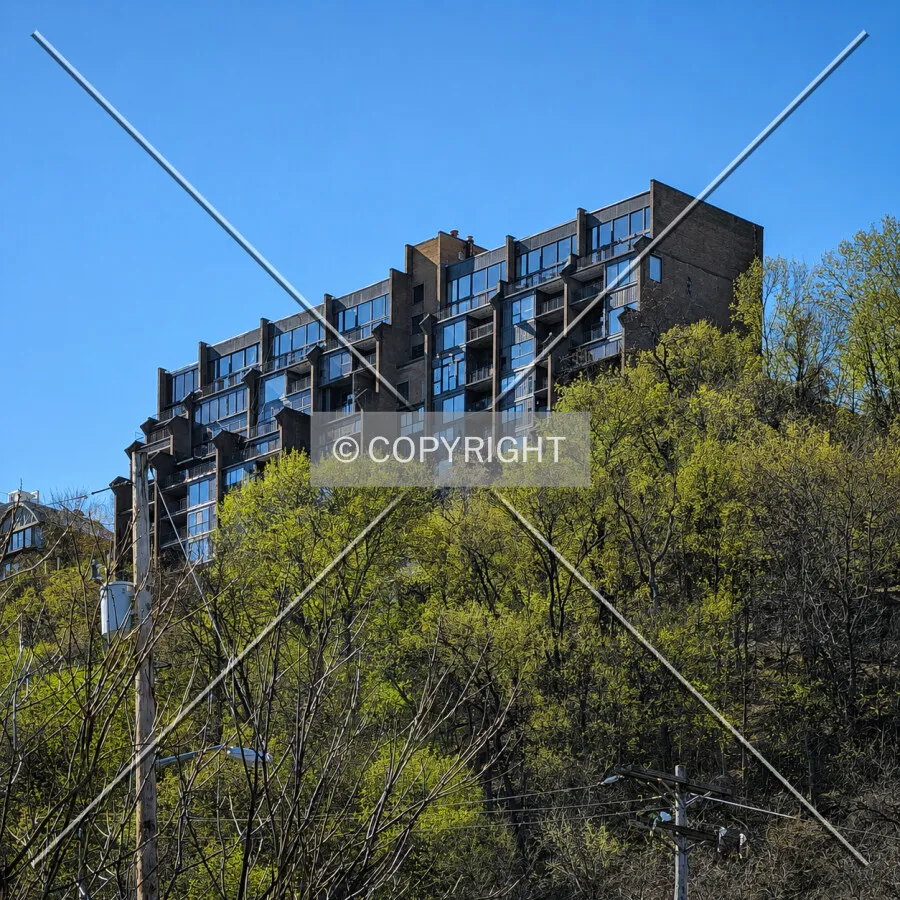 From the northwest, Thursday, April 17, 2025