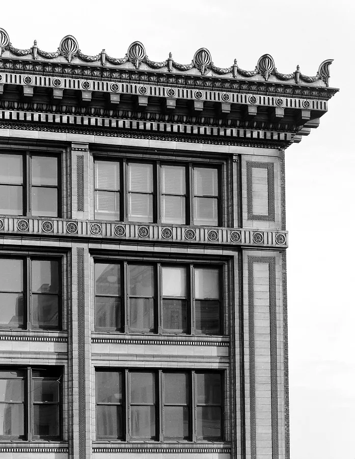 Cornice details