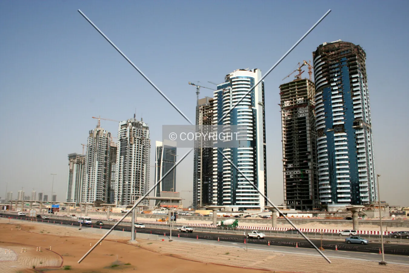 Looking east along Sheikh Zayed Road