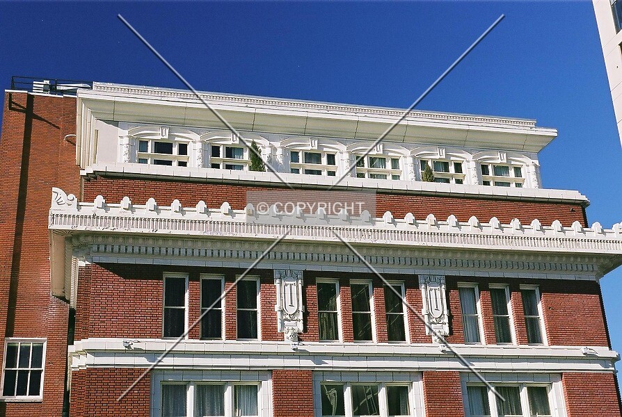 Photo 098-893-298