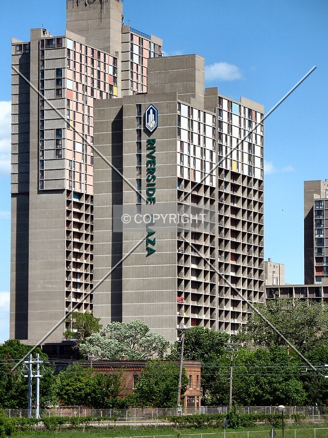 Distant view to the east from 13th Avenue South, in front of the McKnight Tower
