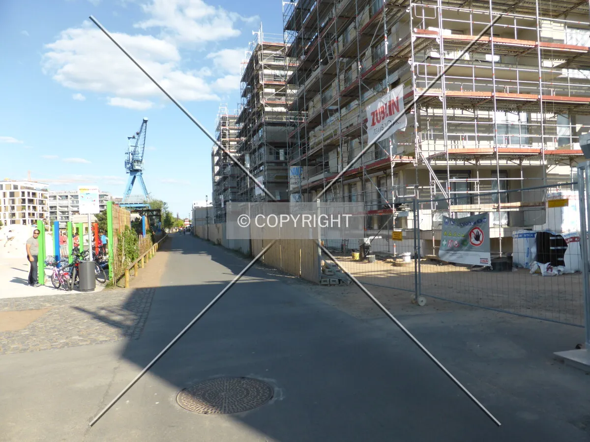 Photo 991-885-196