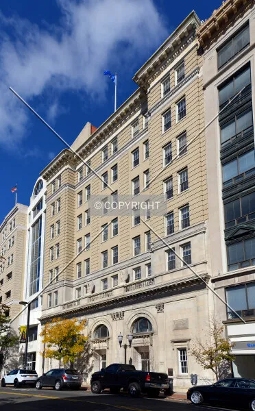 Photo 992-417-795