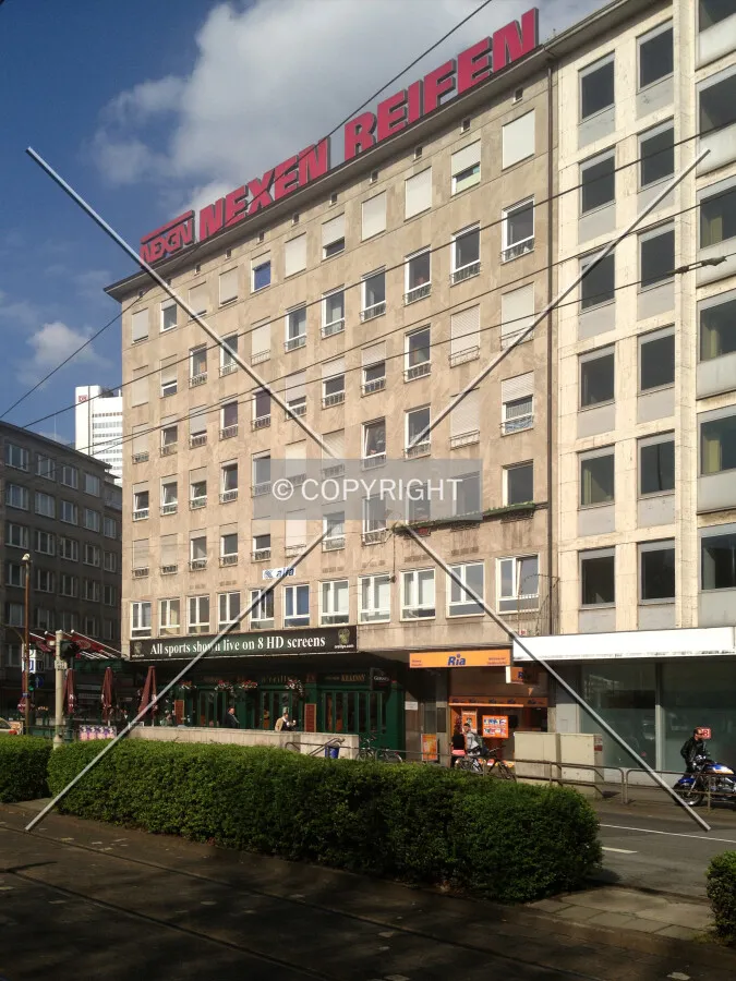 Photo 992-772-154