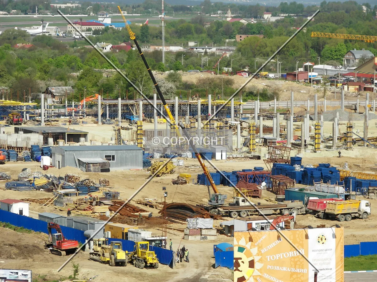 Elevated view of the construction site