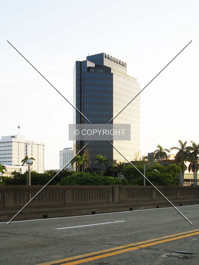 Photo 994-193-610