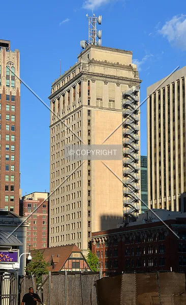 Photo 994-383-789
