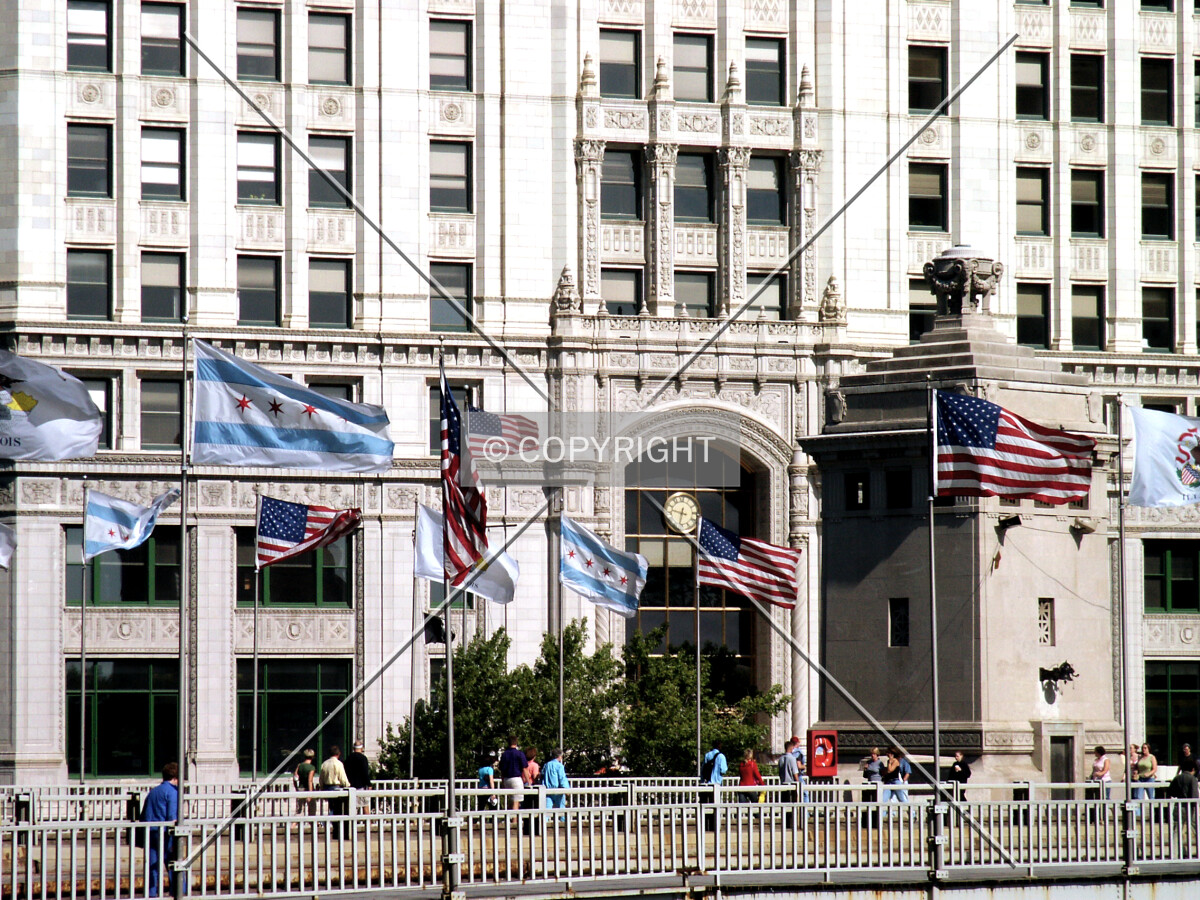 Base and main entrance from the Michigan Avenue Bridge