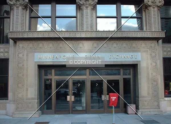 4th Avenue entrance