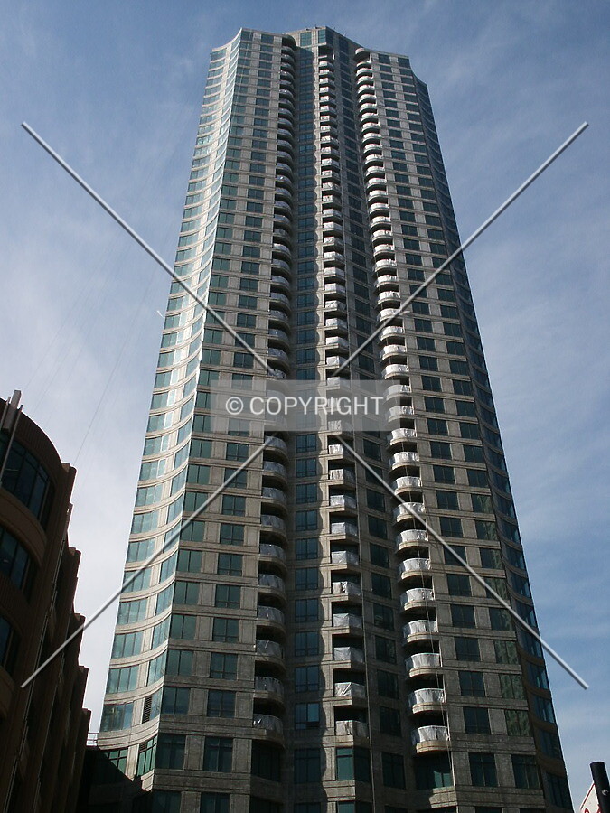 Looking up from Kinzie; 7 June 2003