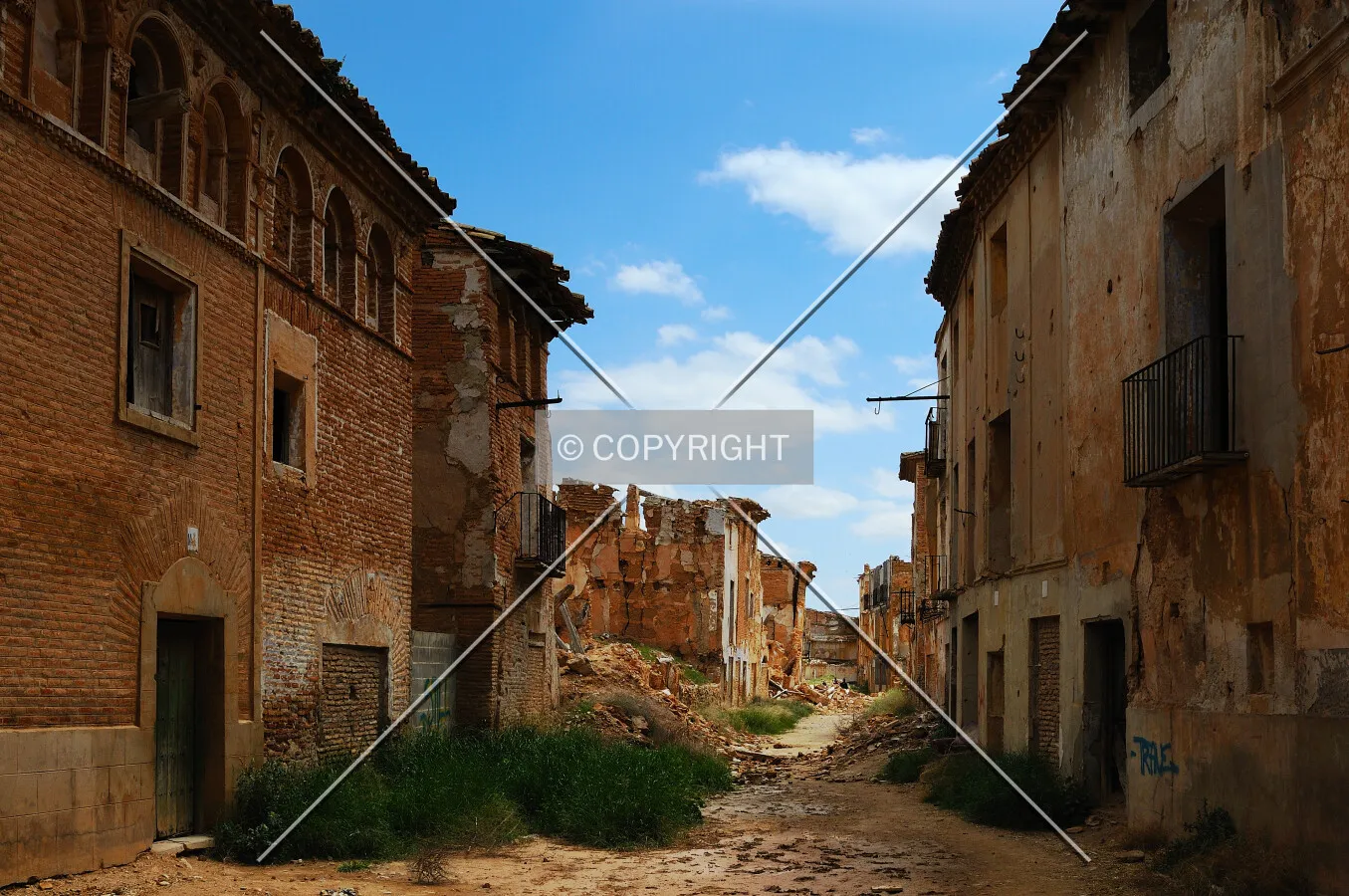 Belchite main street