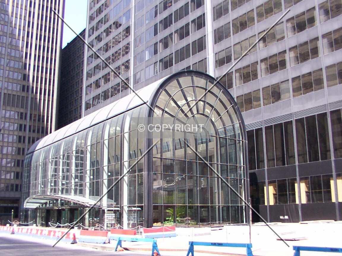 Main entrance on Wacker Drive