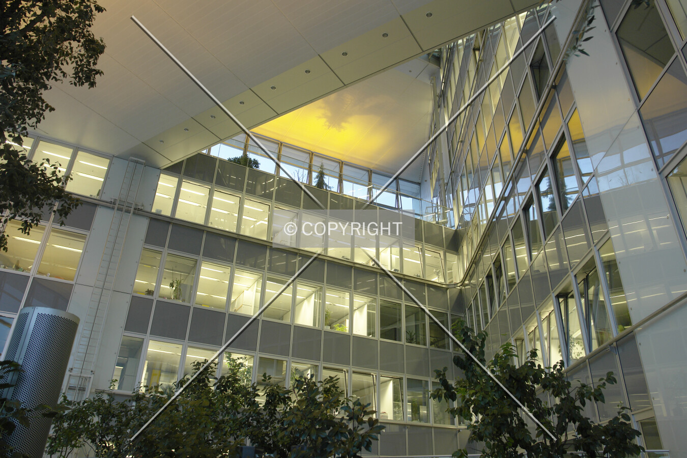 Wintergarden inside the Commerzbank Tower