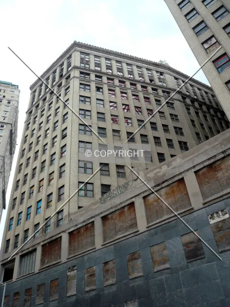 Photo 998-242-077