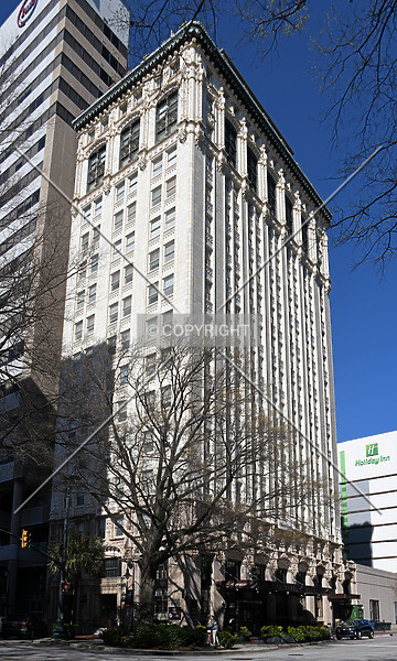 Photo 998-551-828