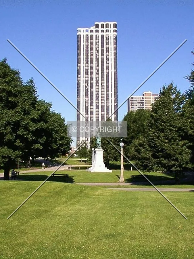 East façade from Lincoln Park